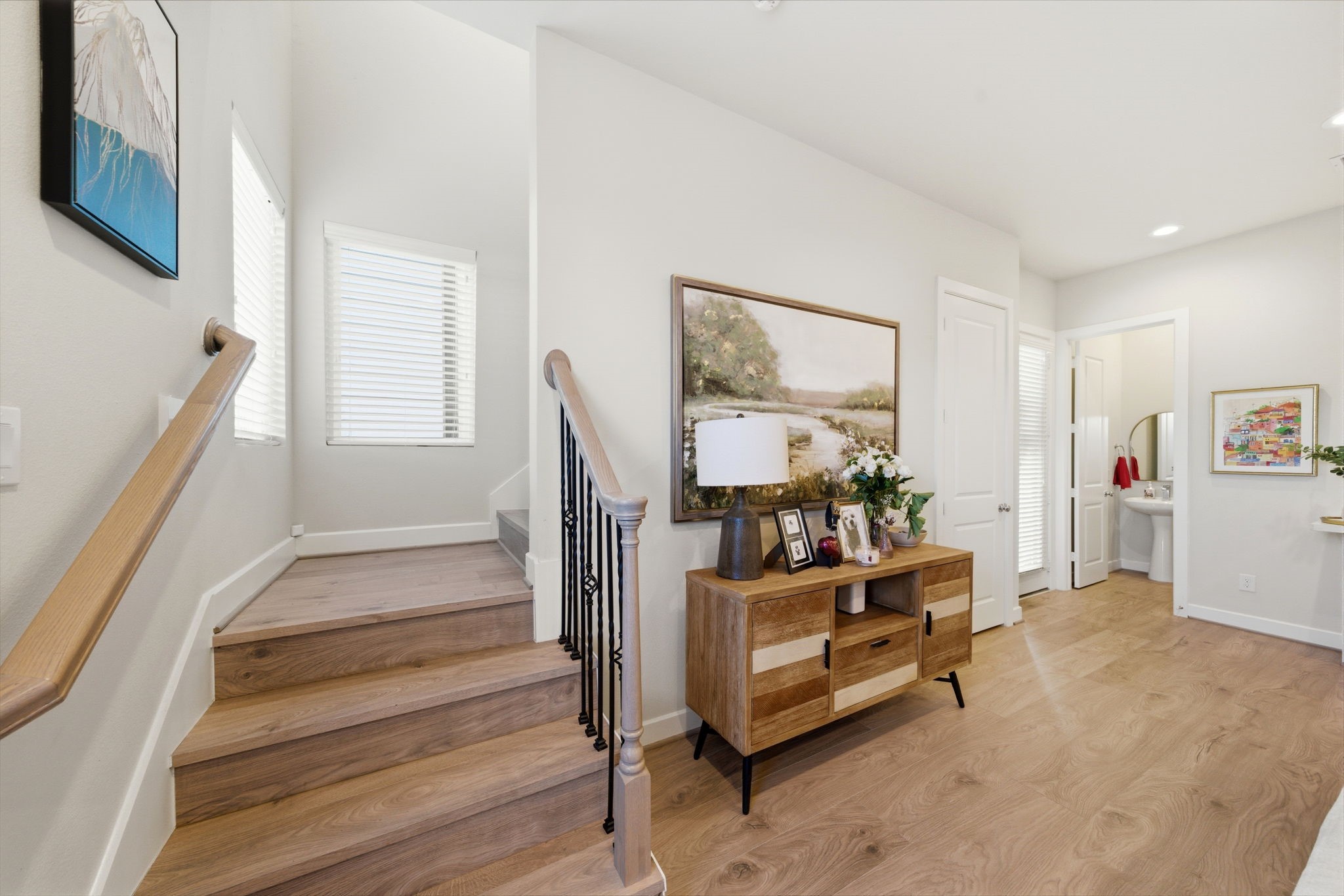 5929 Haring Lane Houston, TX 77091 - Photo 11 of 25 a bed room with furniture and a window