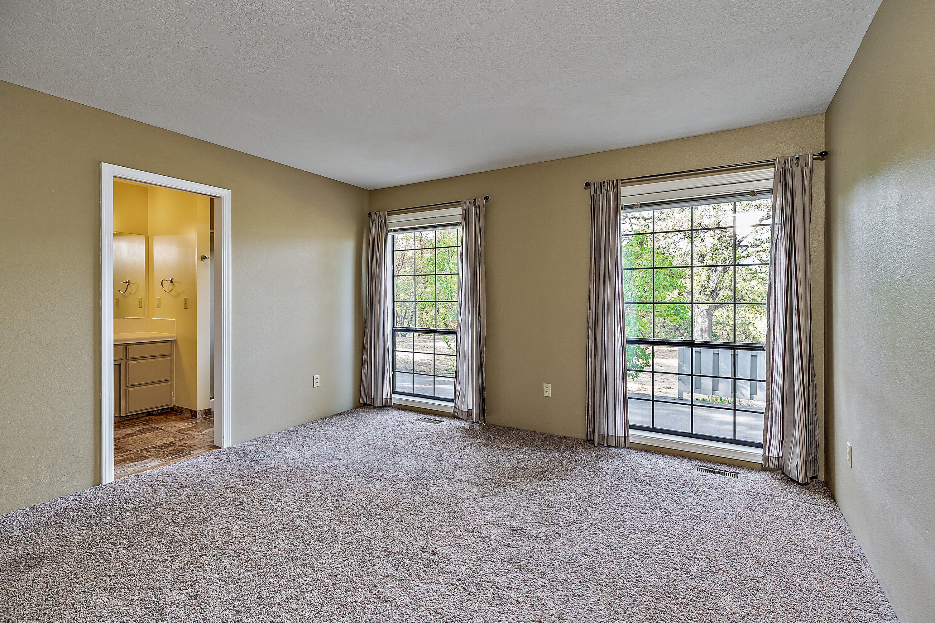 876 Cypress Point Loop Ashland, OR 97520 - Photo 21 of 41 42_CPLB_42