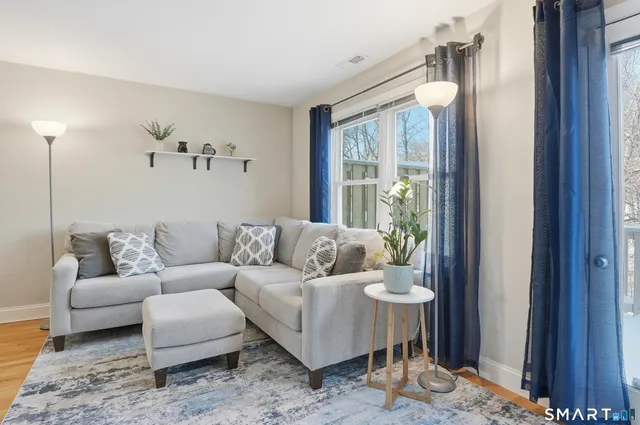 $250,000 | 40 Cornerstone Court, Unit 23, Southington, CT 06479