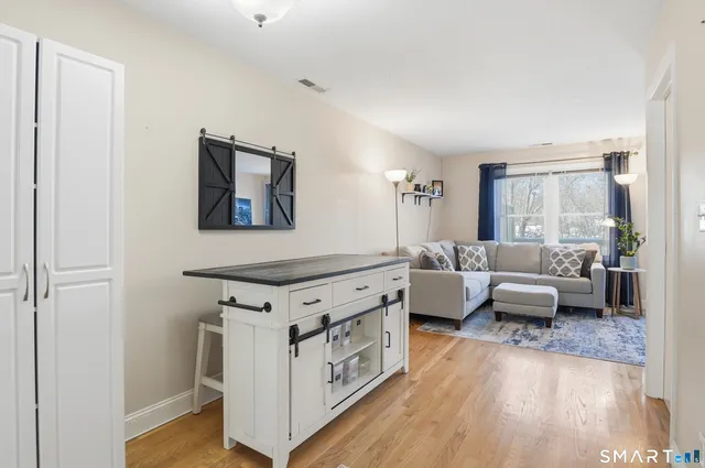 $250,000 | 40 Cornerstone Court, Unit 23, Southington, CT 06479