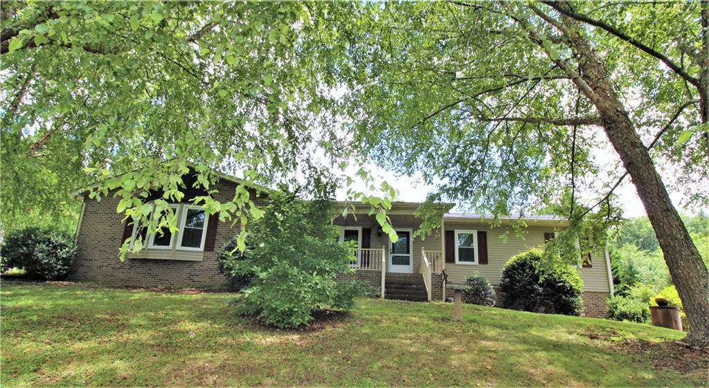402 Georgetown Road Lenoir, NC 28645 - Photo 1 of 48 Gallery Image 1