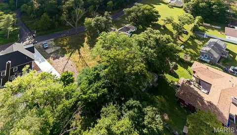 $145,000 | 1217 Kiefer Creek Road, Ballwin, MO 63021