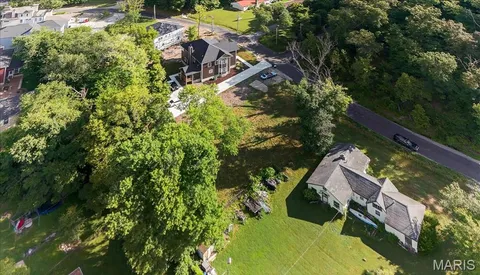 $145,000 | 1217 Kiefer Creek Road, Ballwin, MO 63021