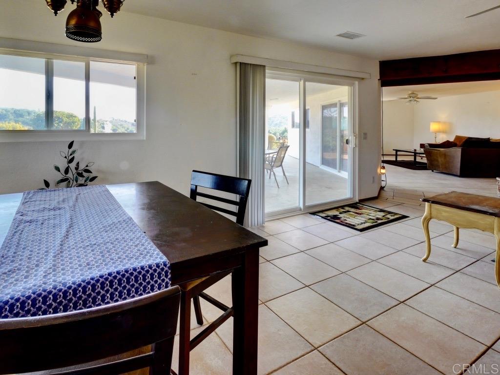 2468 Vickers Road Fallbrook, CA 92028 - Photo 14 of 21 Gallery Image 14