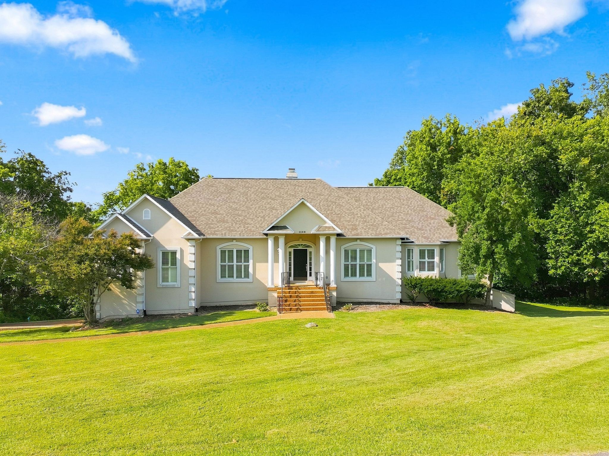 1108 Abbey Road Columbia, TN 38401 - Photo 9 of 63 Gallery Image 9