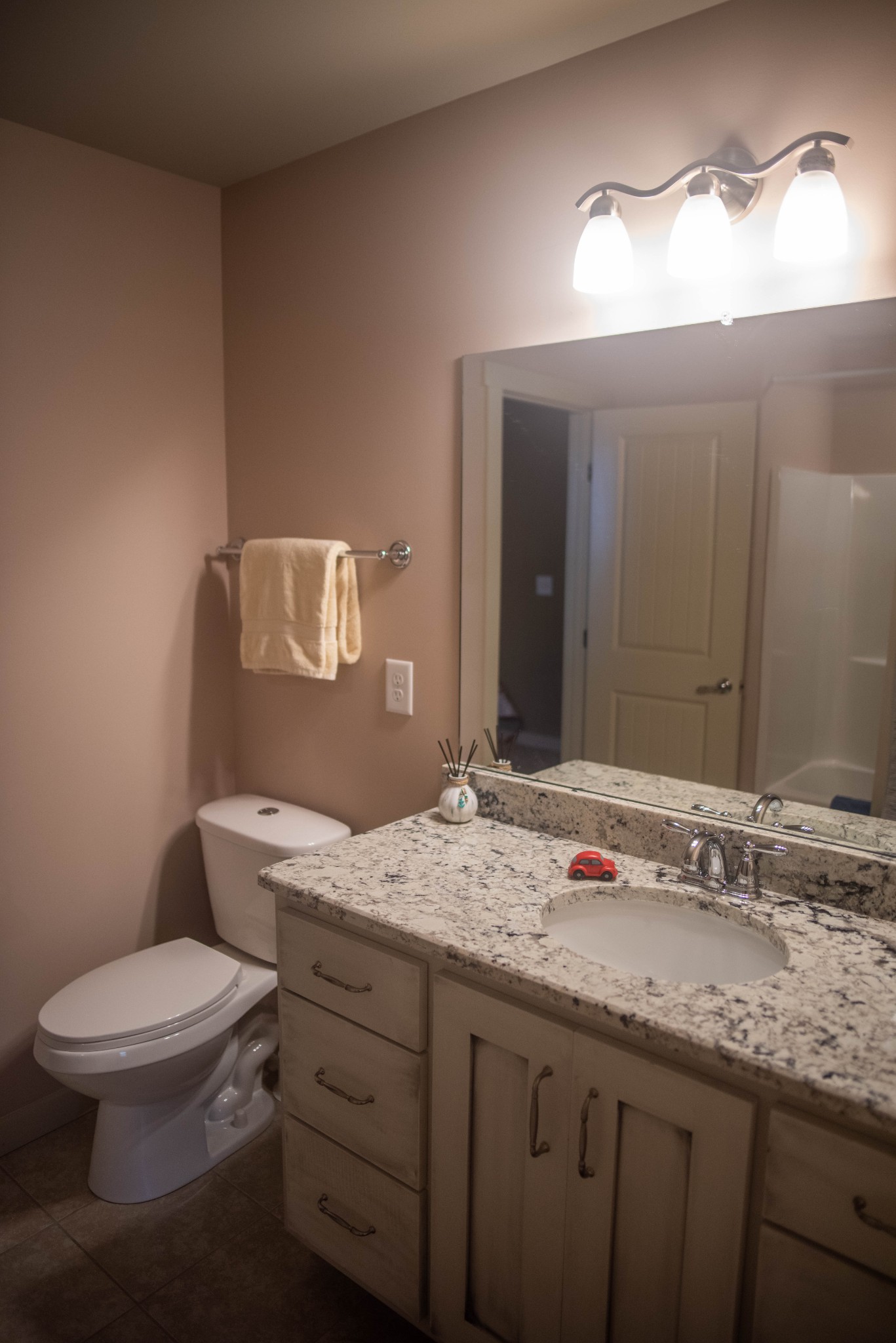 2408 Casey Cove Road Smithville, TN 37166 - Photo 6 of 27 Gallery Image 6