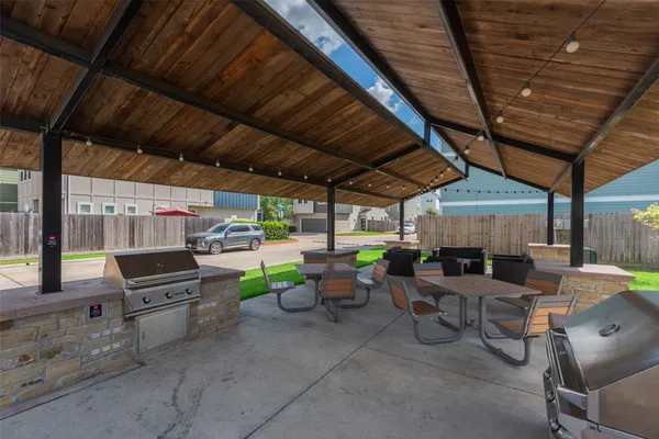 $309,900 | 5423 Camaguey Street, Houston, TX 77023