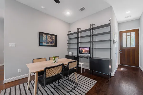 $309,900 | 5423 Camaguey Street, Houston, TX 77023