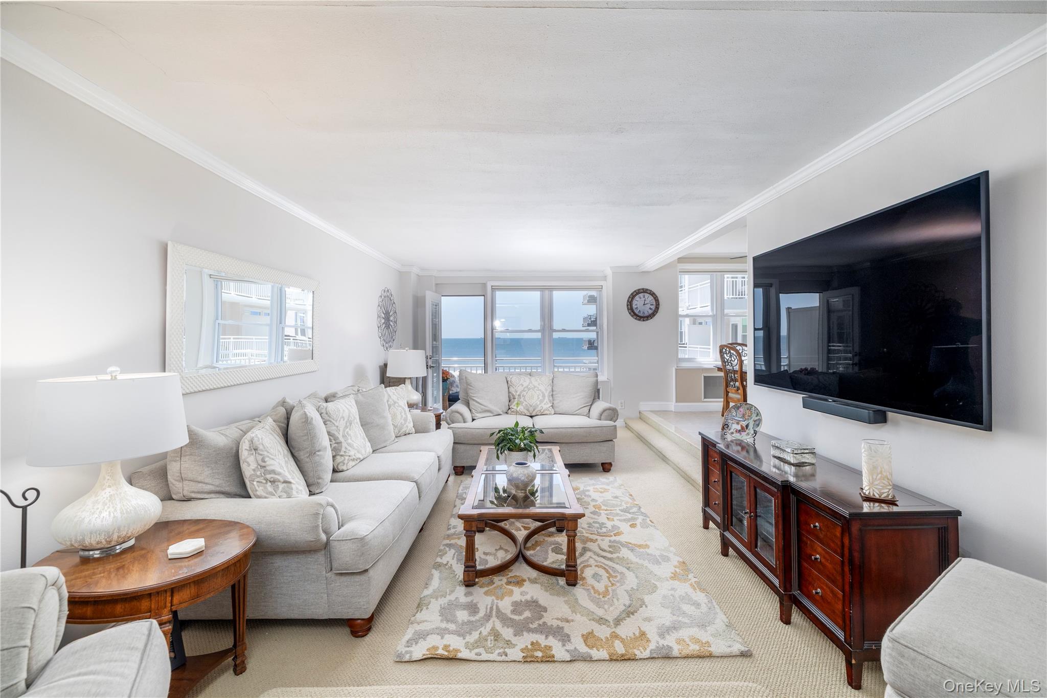 522 Shore Road, Unit 4W Long Beach, NY 11561 - Photo 2 of 33 Direct Oceanfront 2 Bedroom