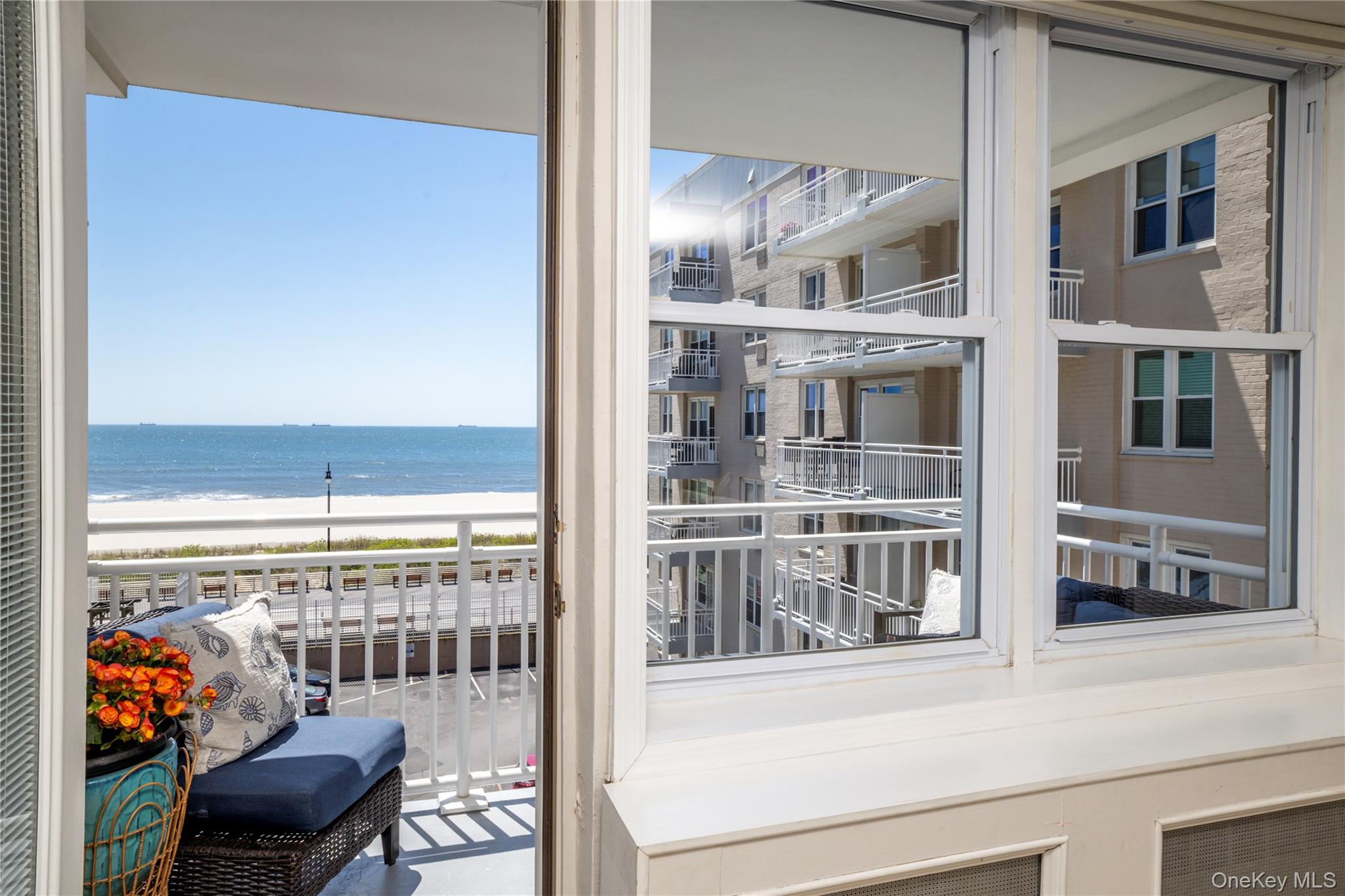 522 Shore Road, Unit 4W Long Beach, NY 11561 - Photo 7 of 33 Gorgeous balcony