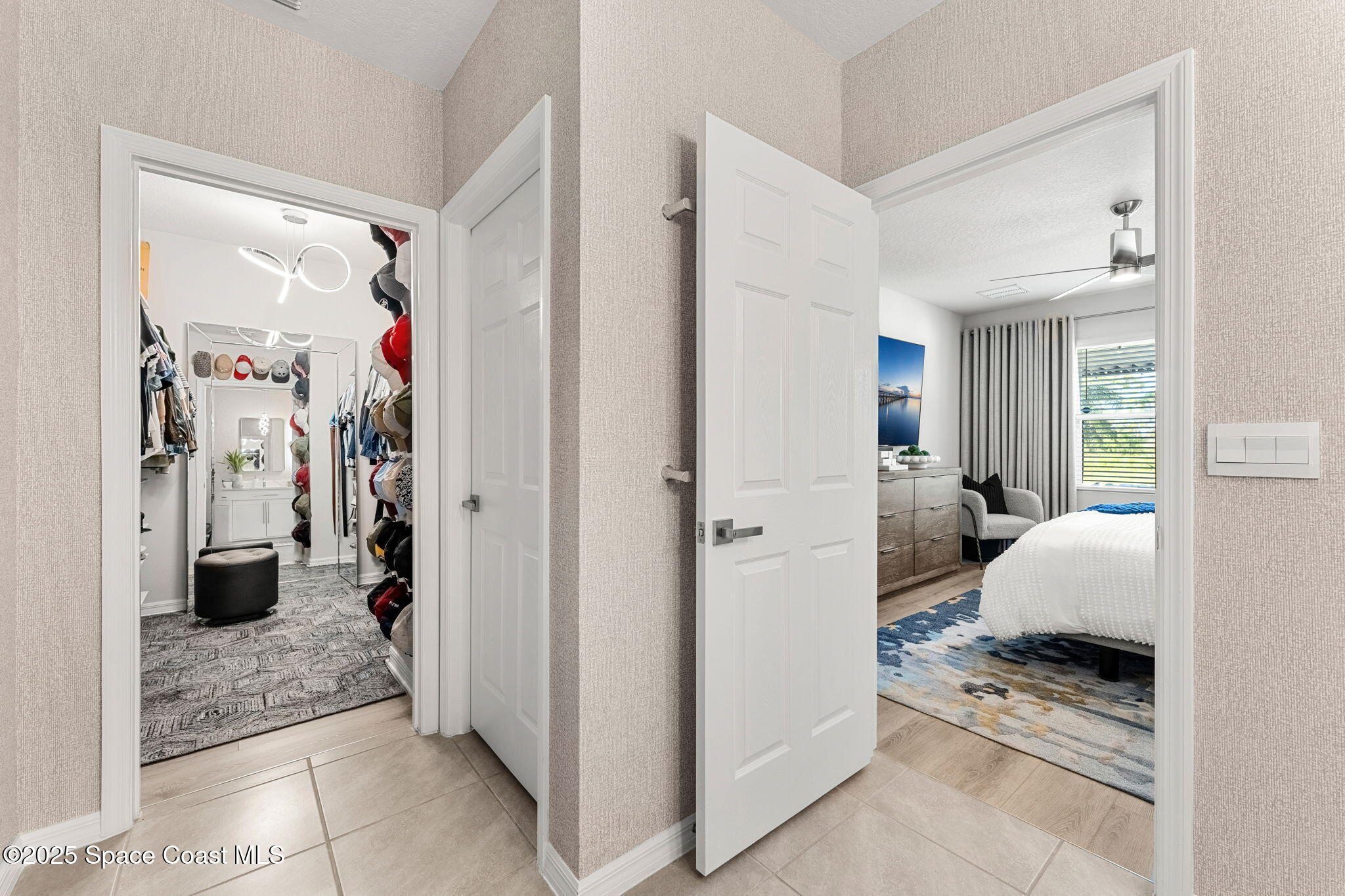 2013 Farmhouse Road Southeast Palm Bay, FL 32909 - Photo 19 of 37 a view of a bedroom and bathroom