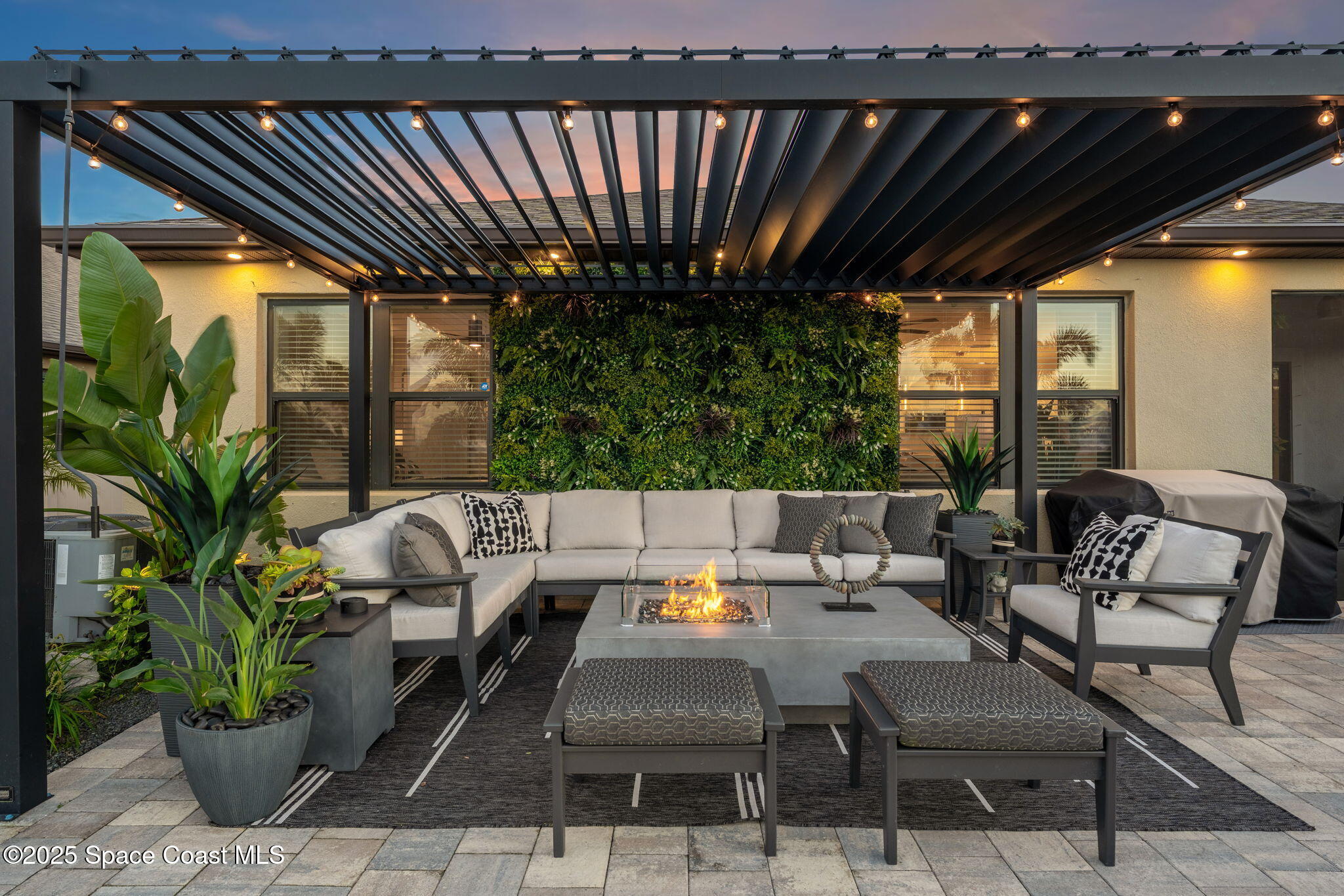 2013 Farmhouse Road Southeast Palm Bay, FL 32909 - Photo 27 of 37 a view of balcony with furniture and outdoor seating