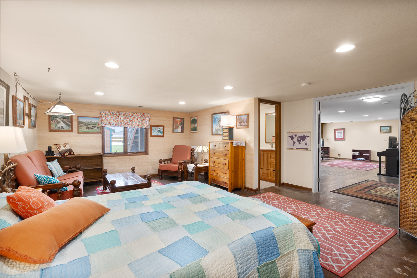 46 Feece Drive Batavia, IL 60510 - Photo 23 of 37 a bedroom with furniture and a large window