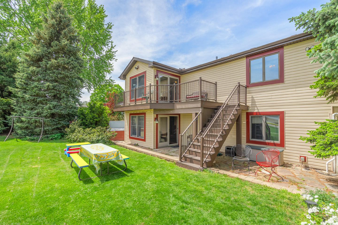 46 Feece Drive Batavia, IL 60510 - Photo 26 of 37 a view of a house with a backyard and a table