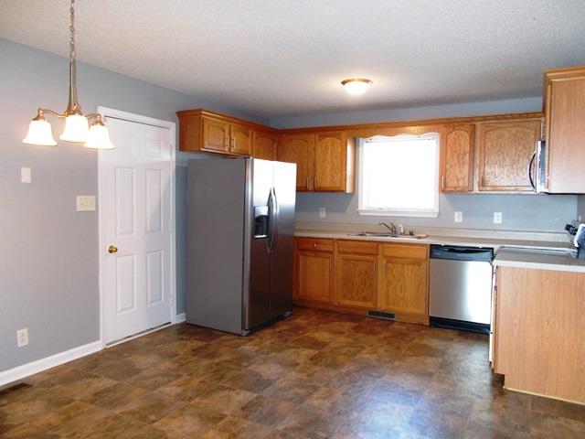 614 Avondale Road Oak Grove, KY 42262 - Photo 6 of 24 Gallery Image 6