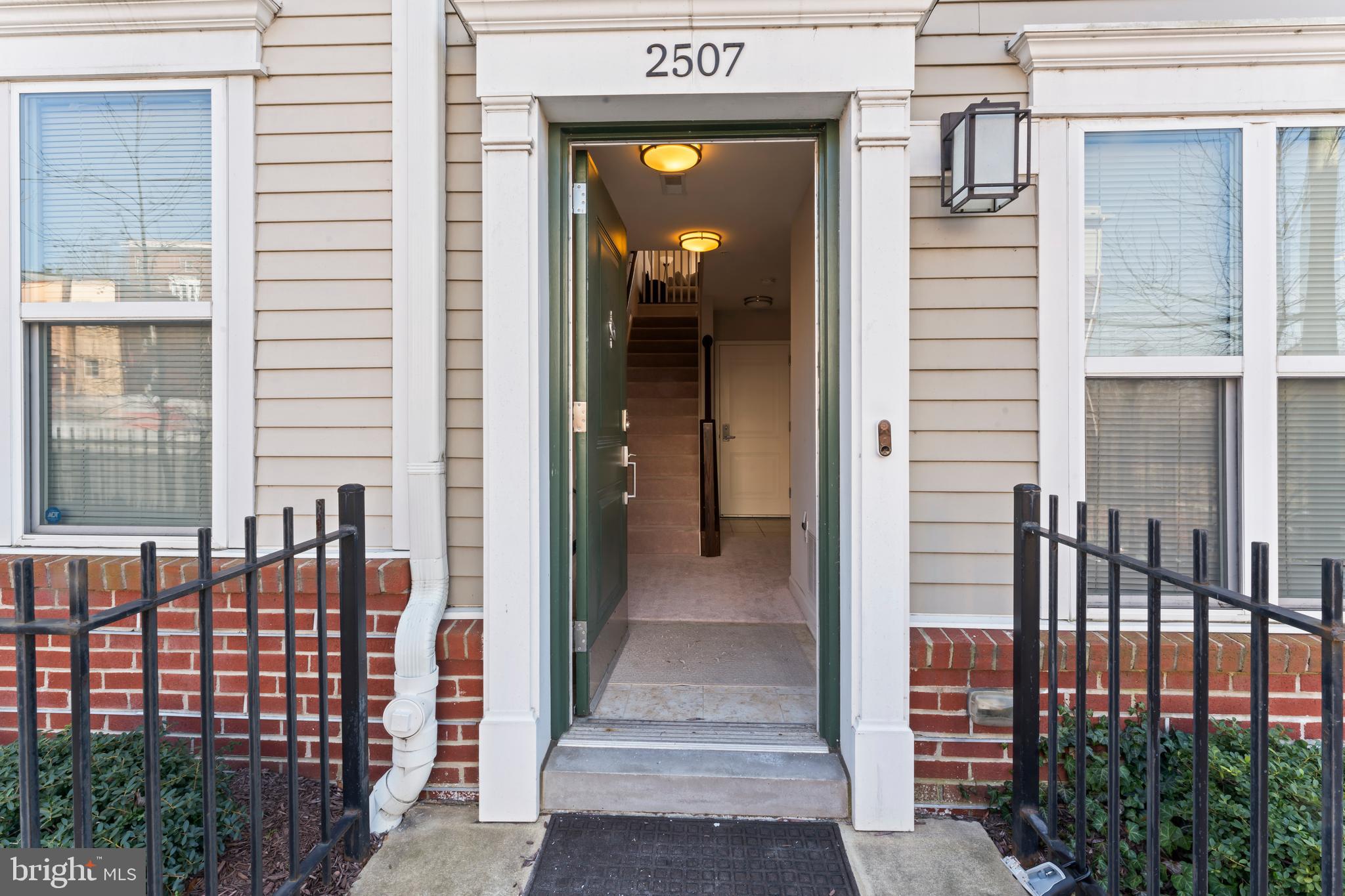 2507 Bowen Road Southeast Washington, DC 20020 - Photo 6 of 31