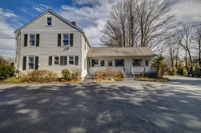 $875,000 | 1054 Boston Post Road, Guilford, CT 06437