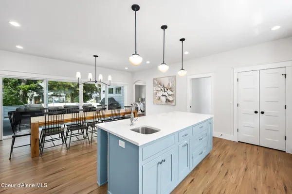 $1,845,000 | 215 West Foster Avenue, Coeur D'Alene, ID 83814