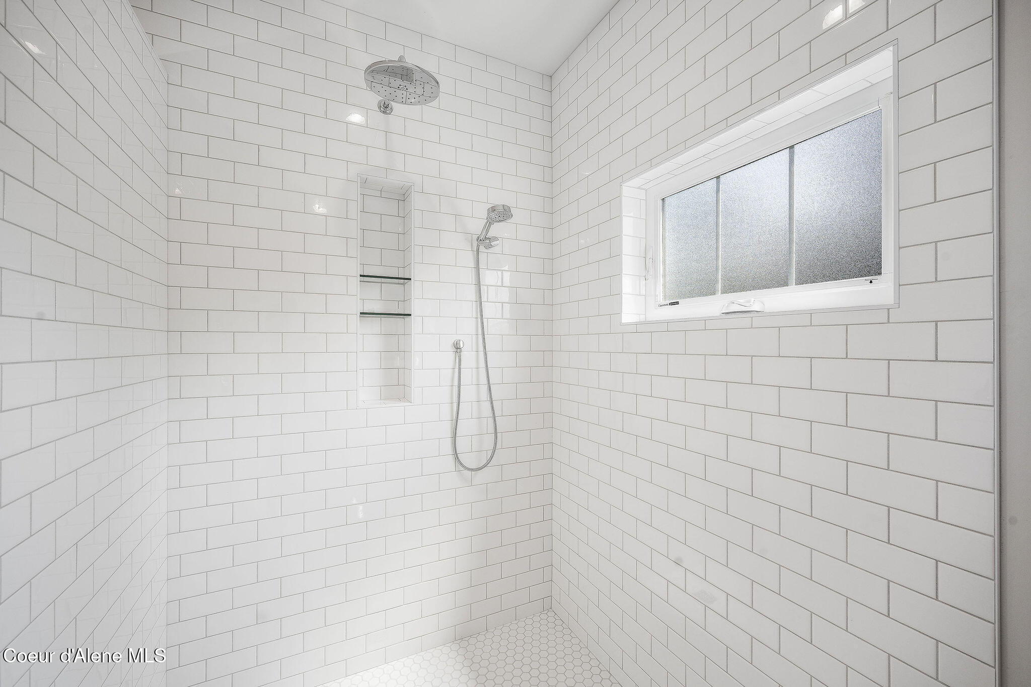 215 West Foster Avenue Coeur D'Alene, ID 83814 - Photo 19 of 45 DSC_9745