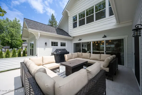 $1,845,000 | 215 West Foster Avenue, Coeur D'Alene, ID 83814
