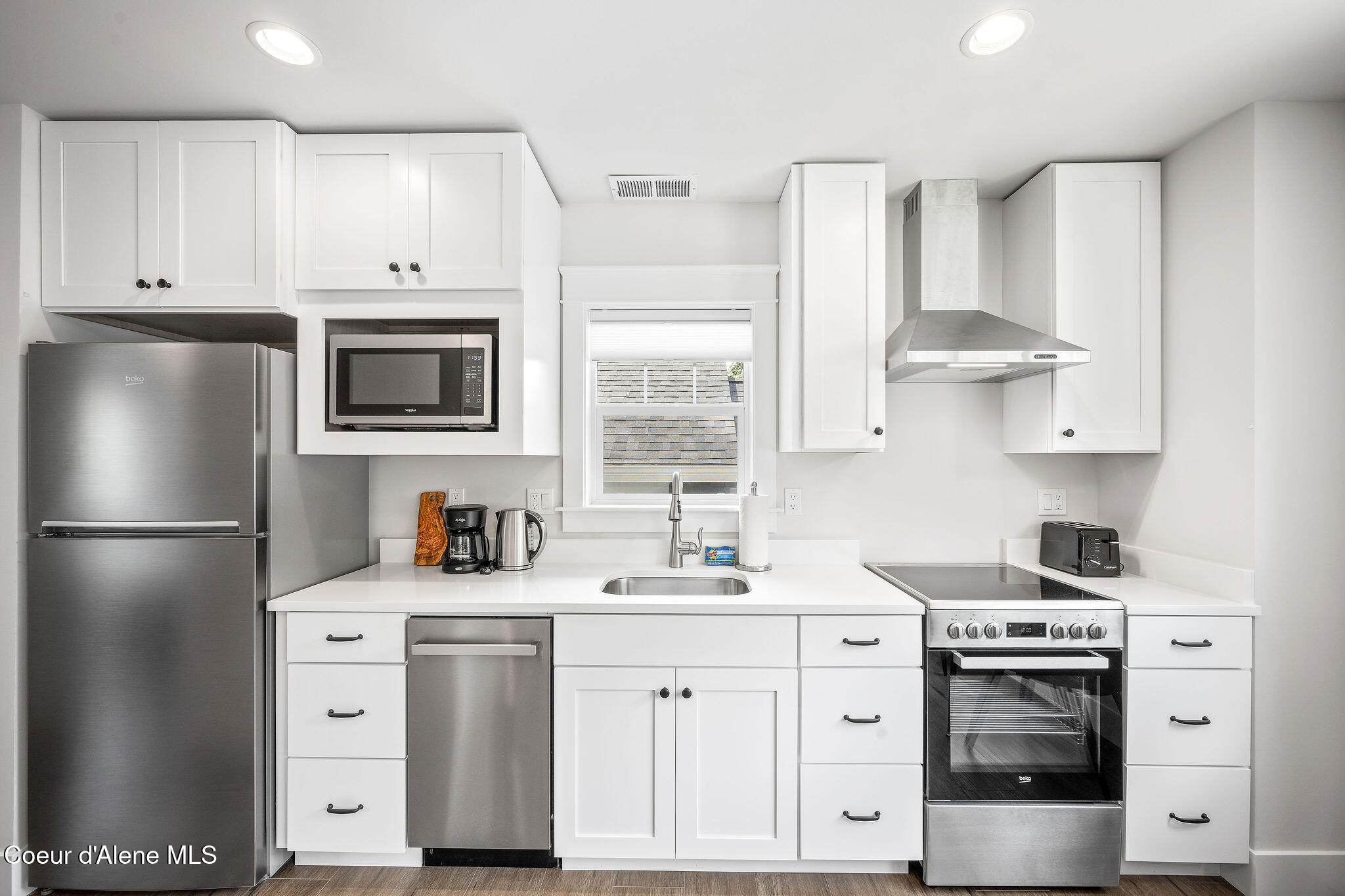 215 West Foster Avenue Coeur D'Alene, ID 83814 - Photo 40 of 45 DSC_9864