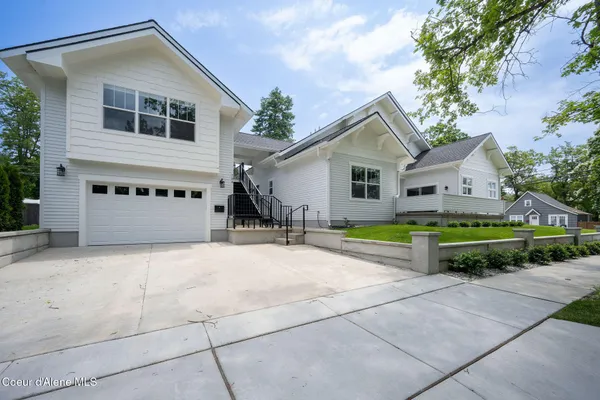 $1,845,000 | 215 West Foster Avenue, Coeur D'Alene, ID 83814