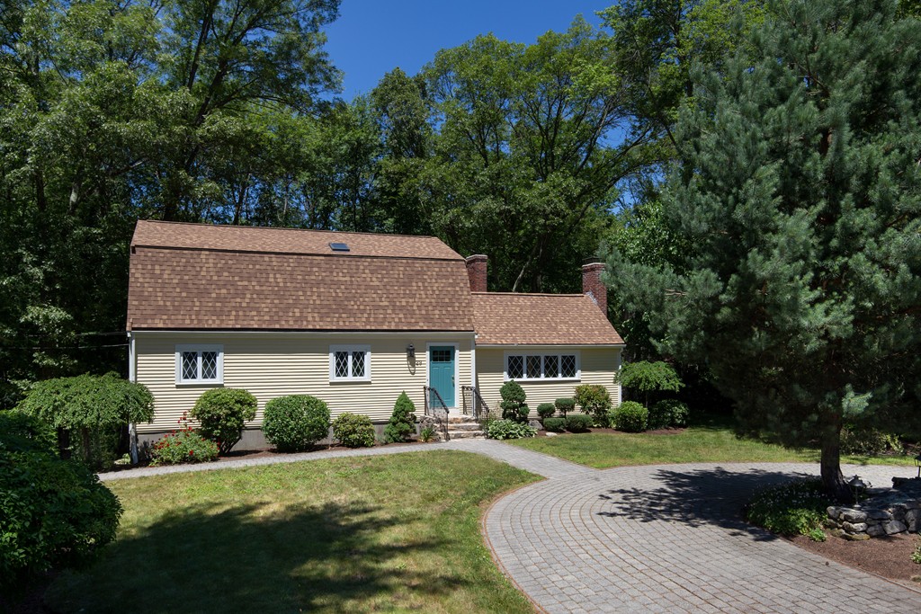 29 Olde Coach Road Westborough, MA 01581 - Photo 2 of 26 Gallery Image 2