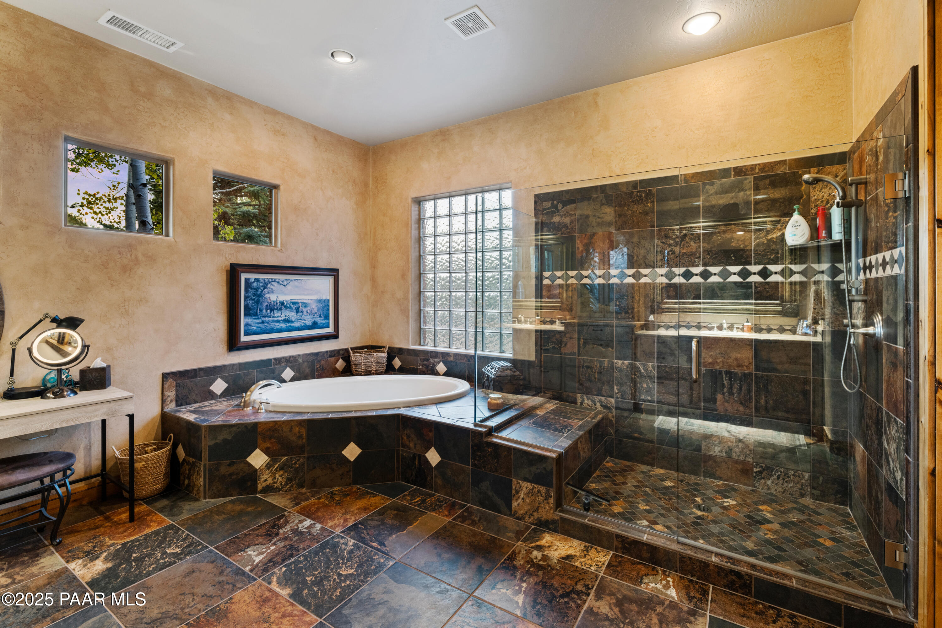 5110 Indian Camp Road Prescott, AZ 86305 - Photo 25 of 79 Primary Bathroom Suite