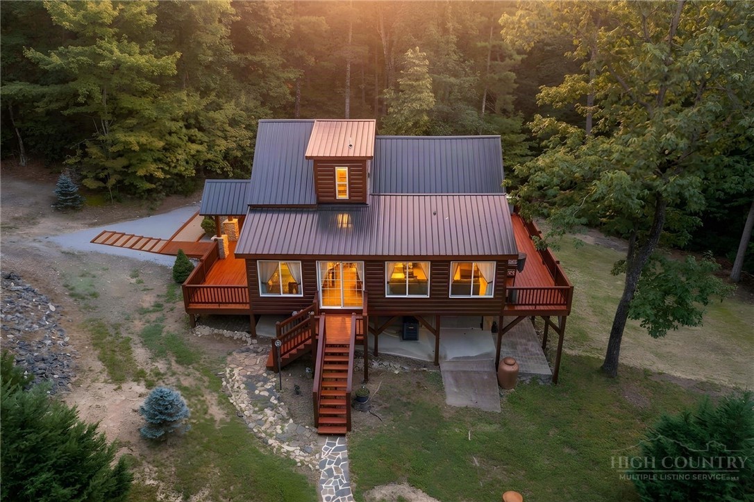 1158 Staghorn Road Purlear, NC 28665 - Photo 22 of 48 Gallery Image 22