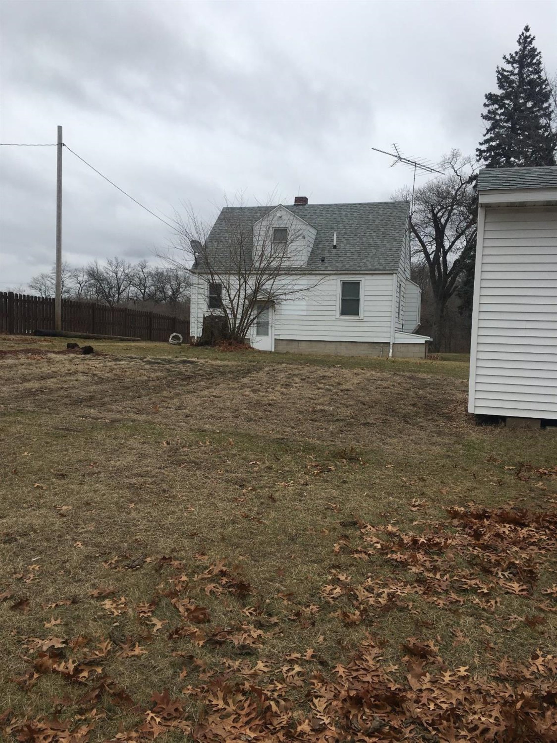 3920 Ross Road Gary, IN 46408 - Photo 3 of 31 1900x2533