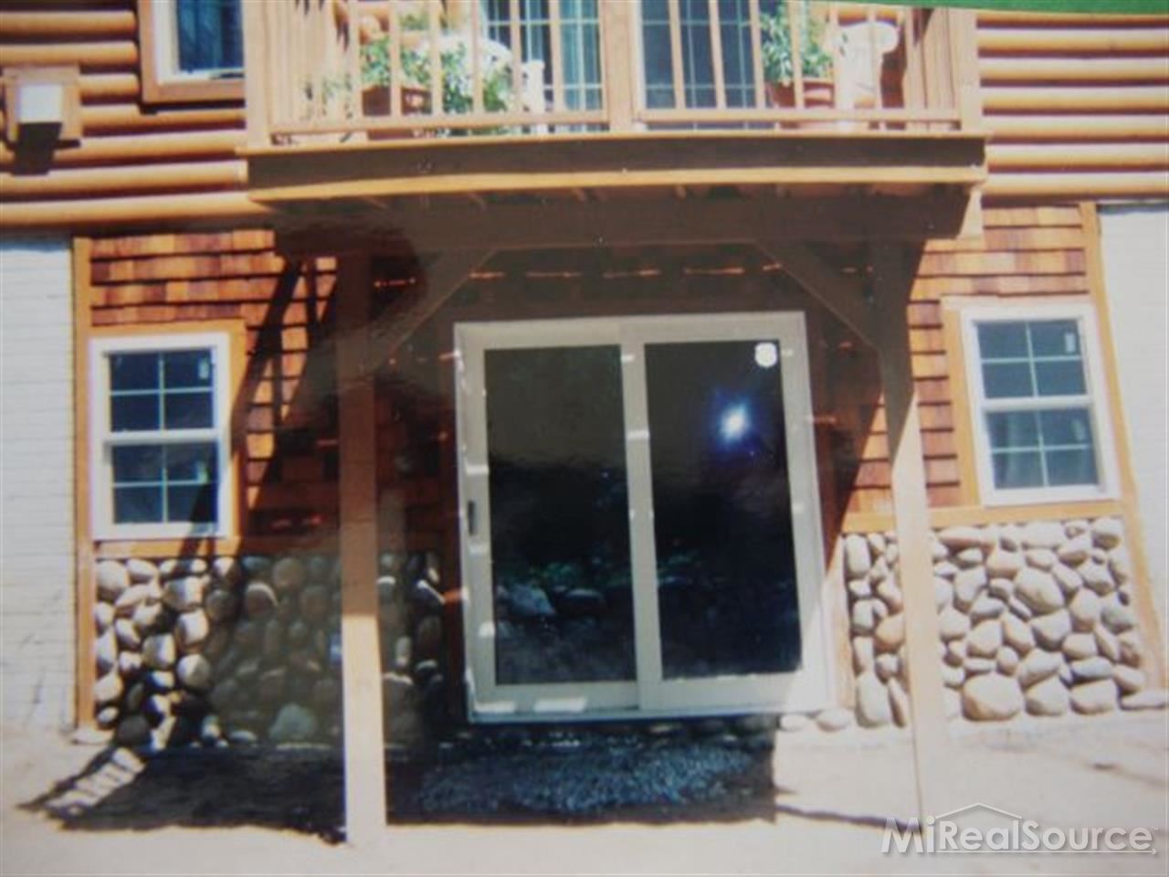 1145 Silver Bell Road Rochester, MI 48306 - Photo 24 of 30 31191562-23.JPG