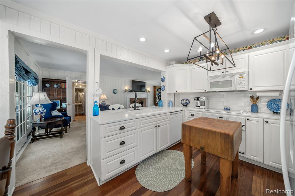4654 John R Road Troy, MI 48085 - Photo 13 of 54