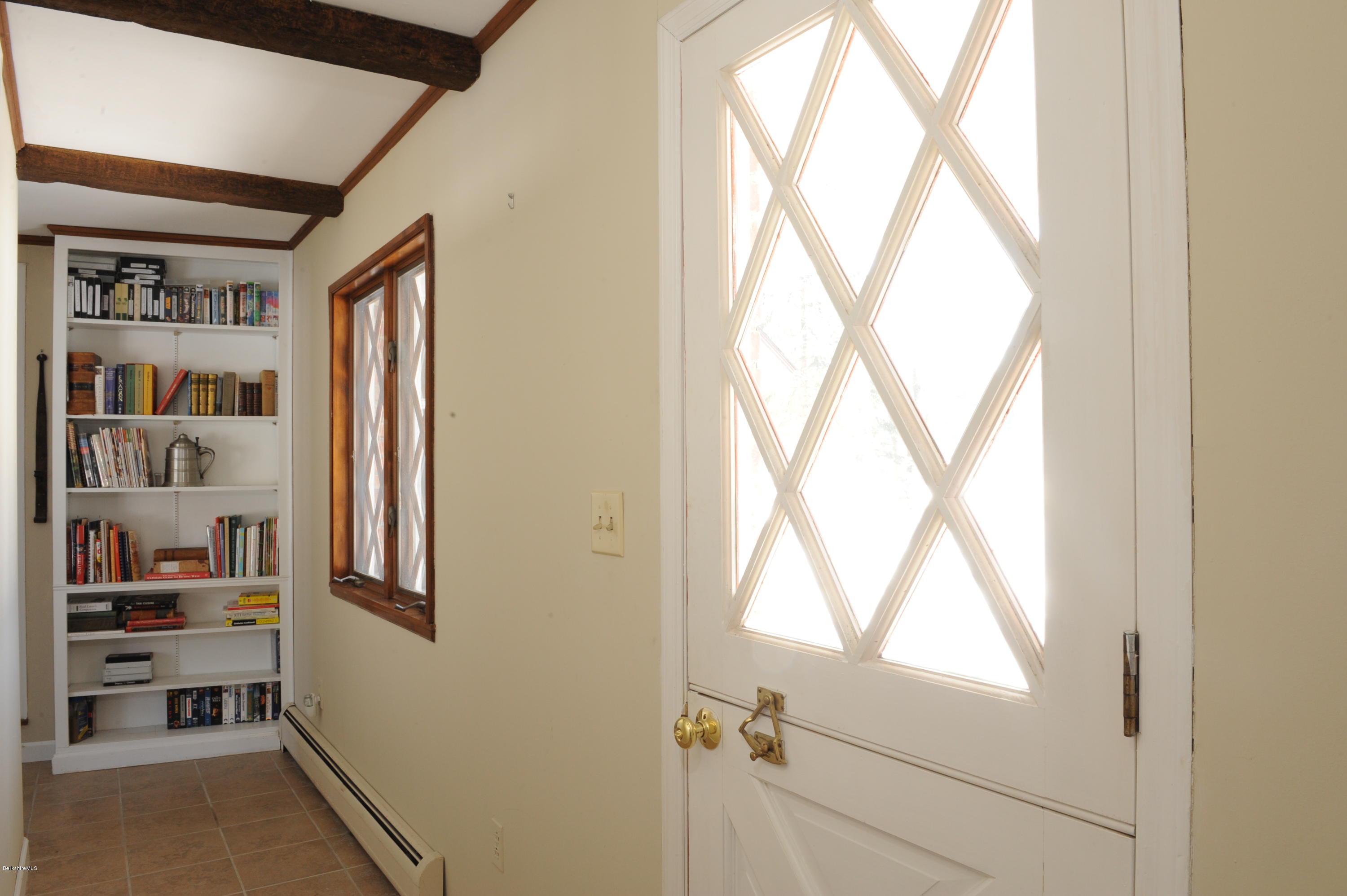 252 Bow Wow Road Sheffield, MA 01257 - Photo 8 of 34 Dutch Door in Hallway.JPG
