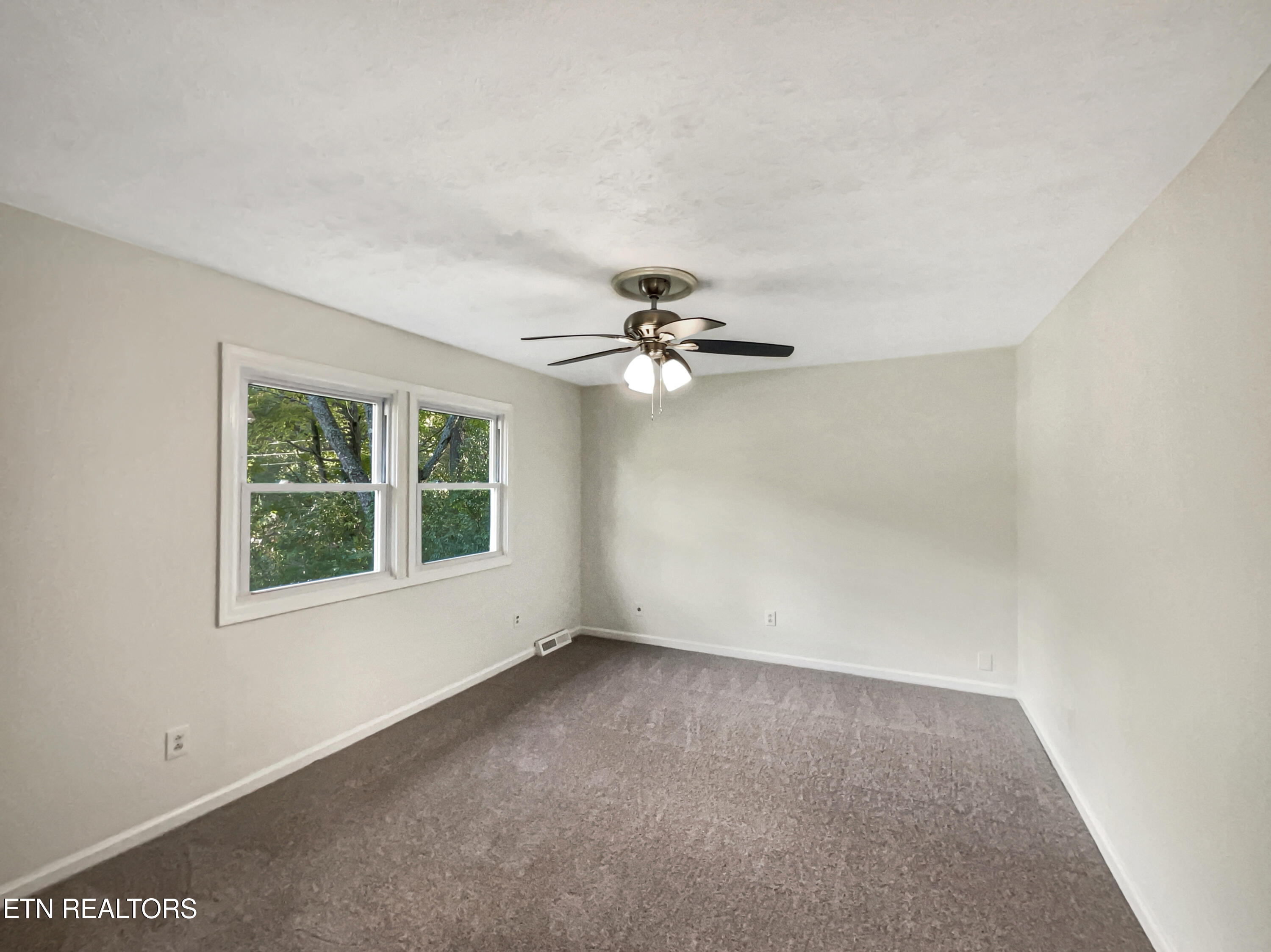 232 Gum Hollow Road Oak Ridge, TN 37830 - Photo 12 of 24 listing_18
