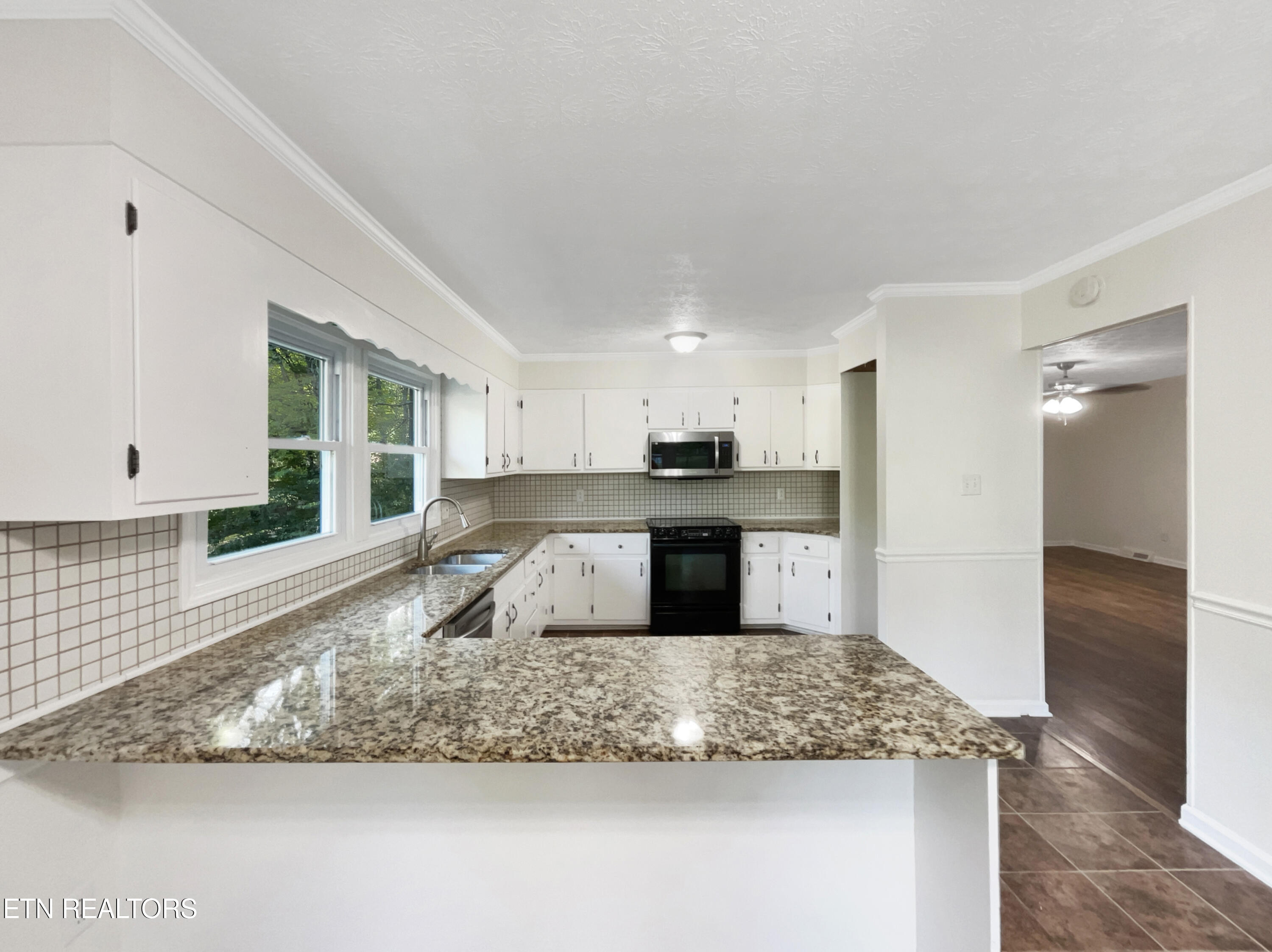 232 Gum Hollow Road Oak Ridge, TN 37830 - Photo 8 of 24 listing_11