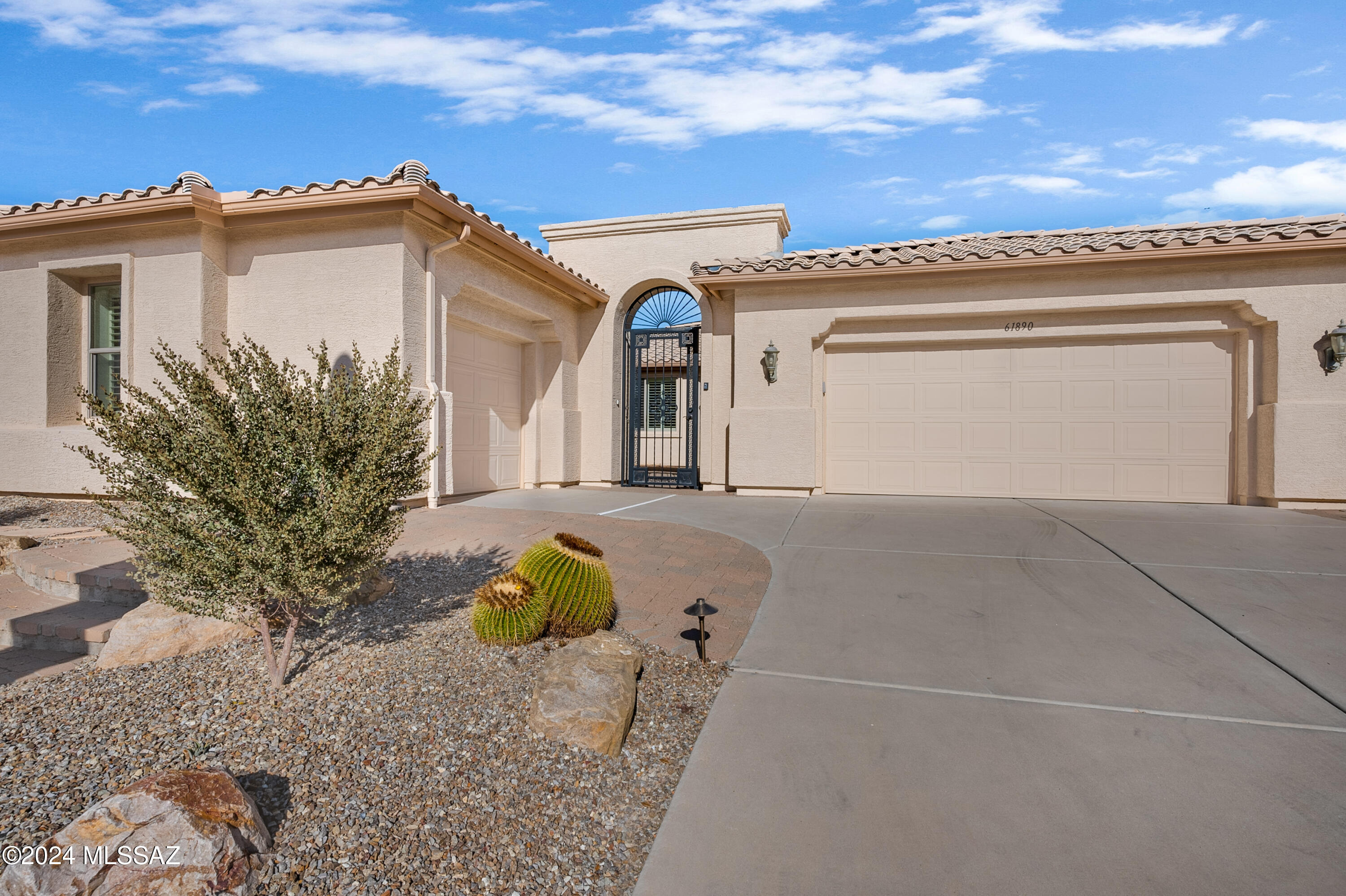 61890 East Northwood Road Saddlebrooke, AZ 85739 - Photo 3 of 50