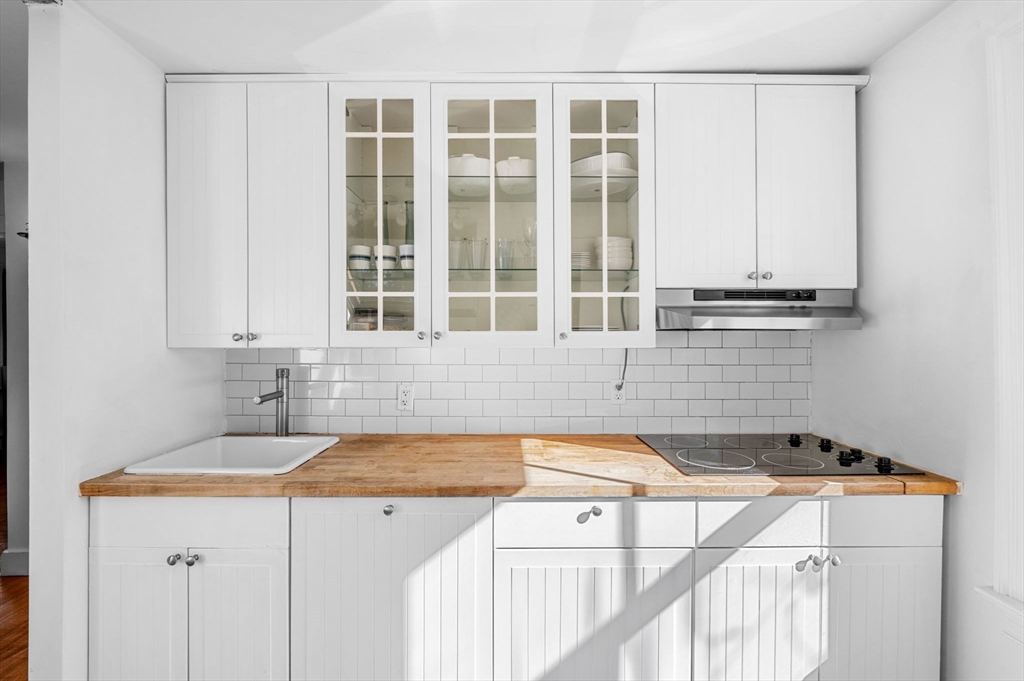 2 Lindsey Street Marblehead, MA 01945 - Photo 12 of 19 a bathroom with a sink and a window