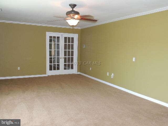 8540 West Road Salisbury, MD 21801 - Photo 20 of 27 Living Room