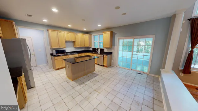 $625,000 | 7525 Tottenham Drive, White Plains, MD 20695