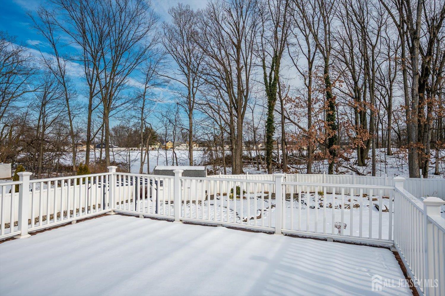 16 Peake Road Edison, NJ 08837 - Photo 32 of 43