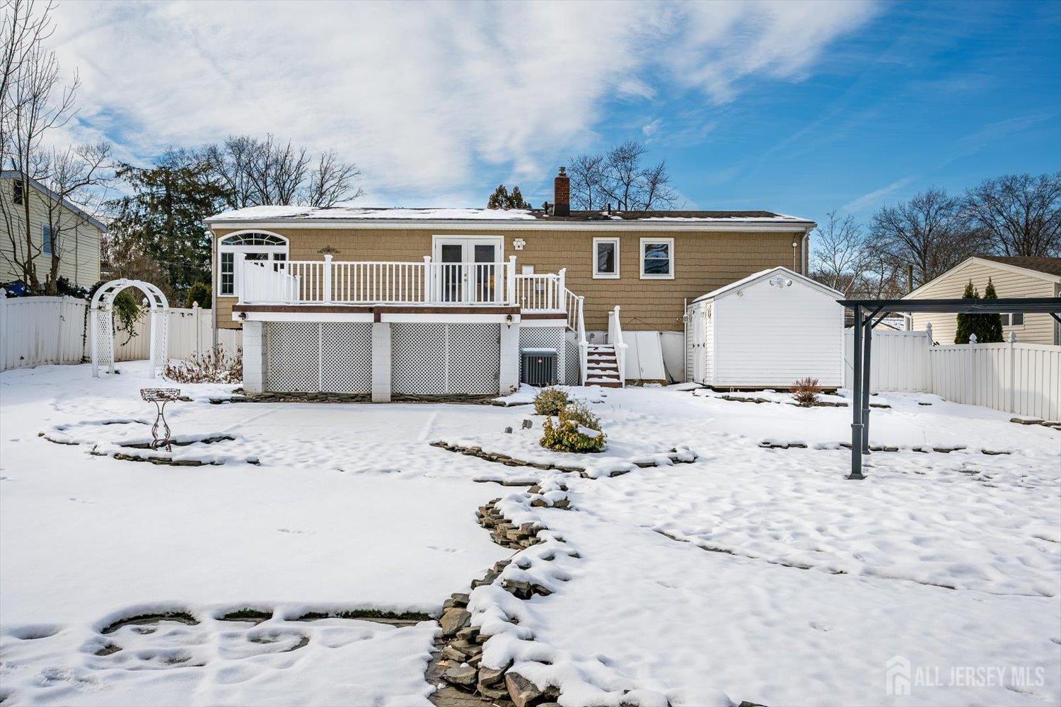 16 Peake Road Edison, NJ 08837 - Photo 33 of 43