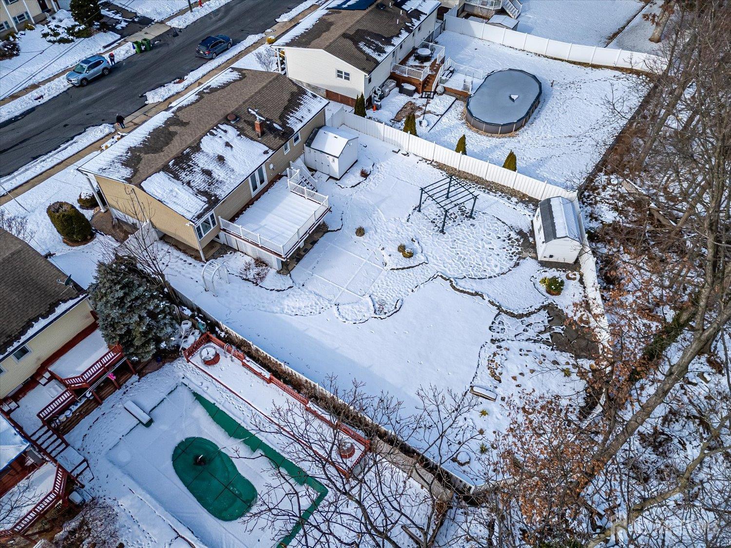 16 Peake Road Edison, NJ 08837 - Photo 37 of 43