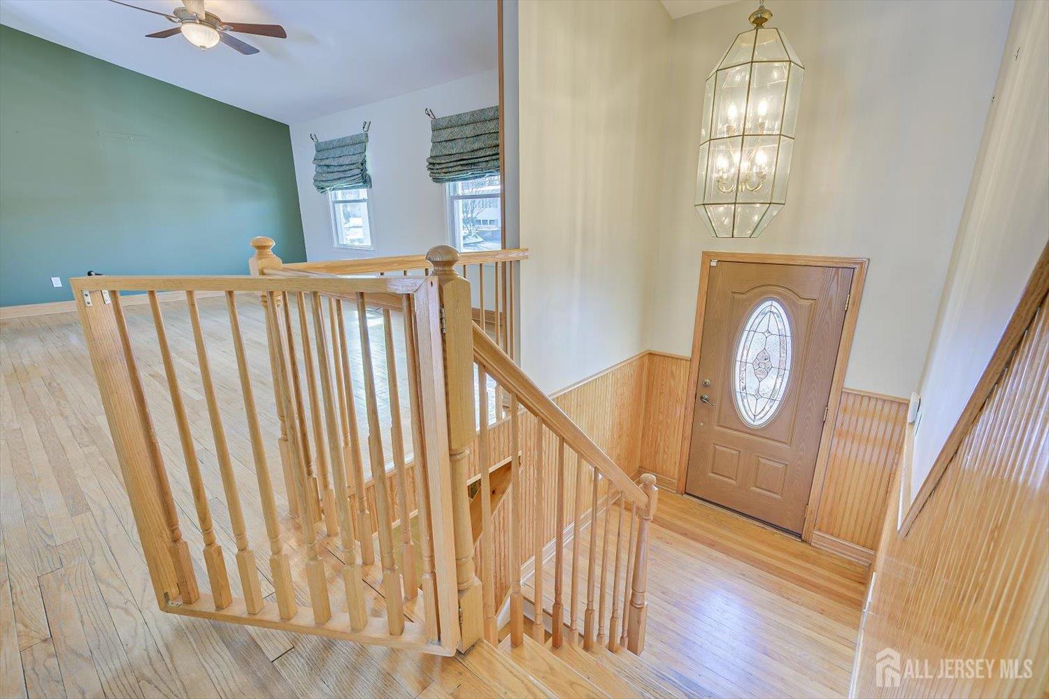 16 Peake Road Edison, NJ 08837 - Photo 6 of 43