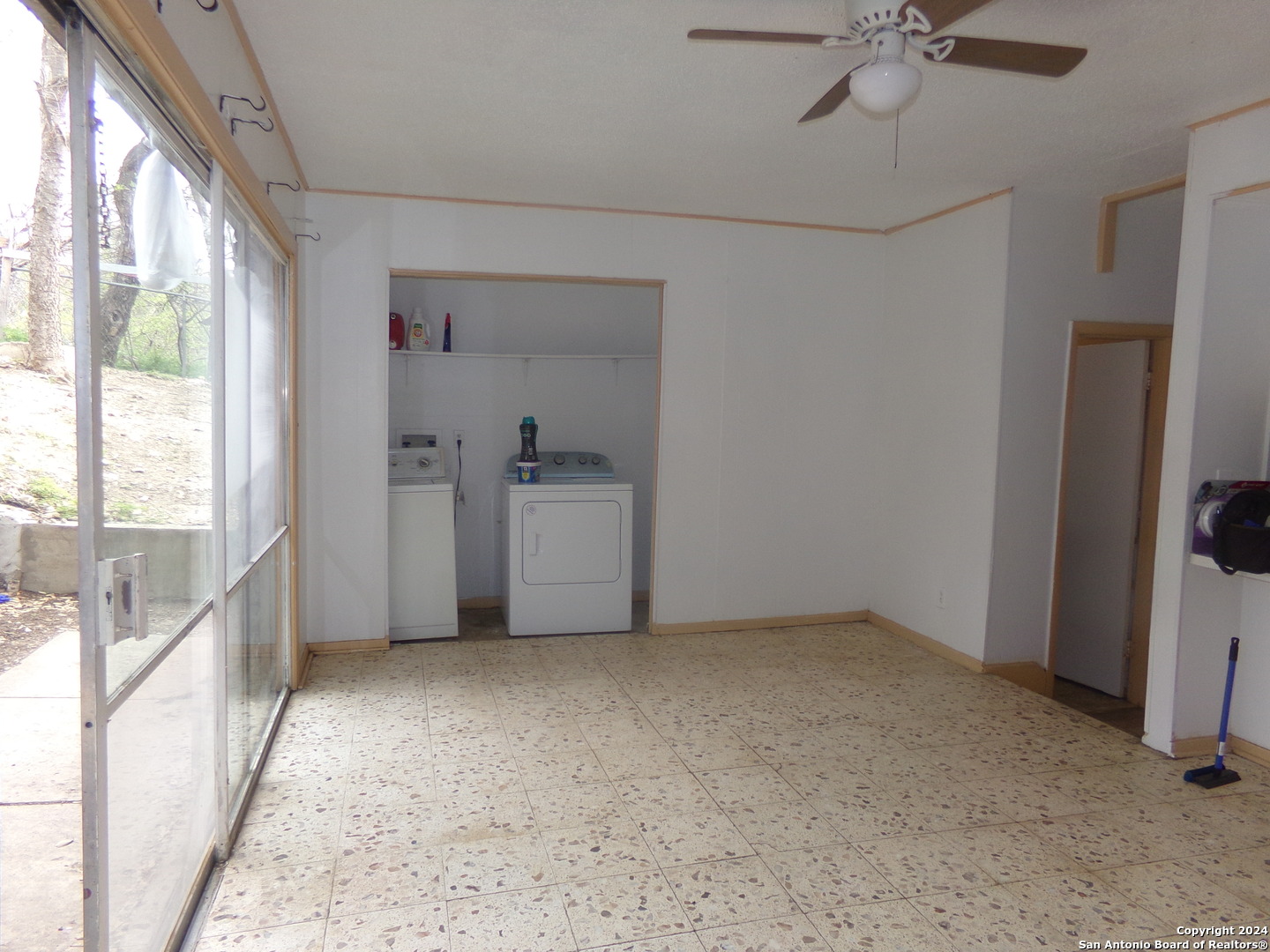 4835 Gus Eckert Road, Unit 3 San Antonio, TX 78240 - Photo 11 of 30