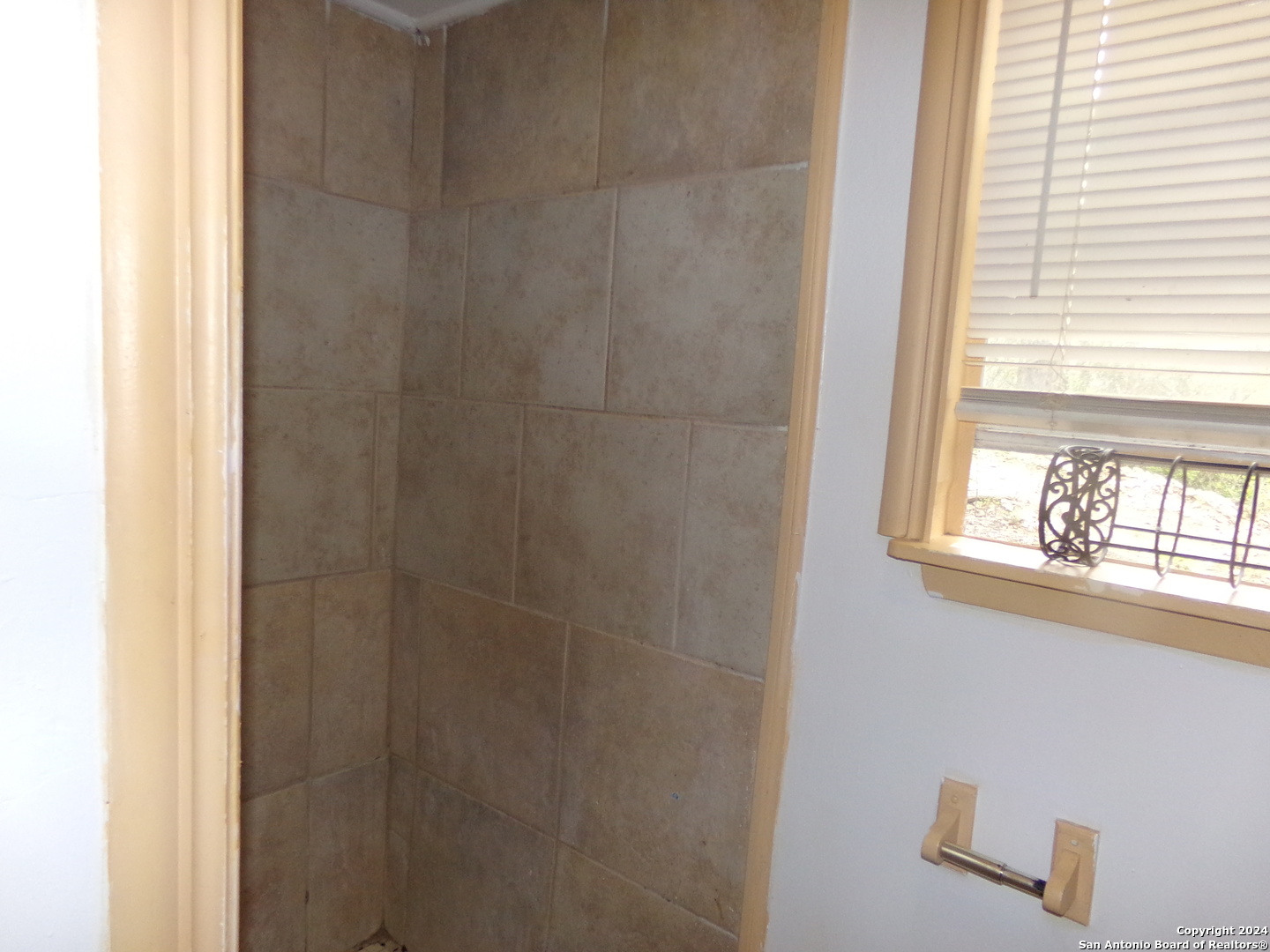 4835 Gus Eckert Road, Unit 3 San Antonio, TX 78240 - Photo 29 of 30