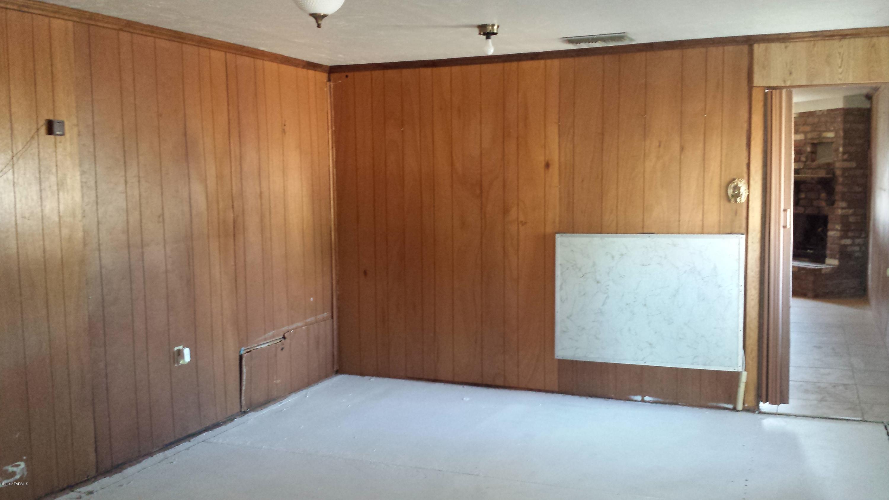 3056 West Curtis Road Tucson, AZ 85705 - Photo 5 of 10