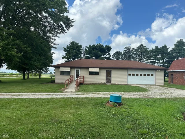 $170,000 | 5362 South Old State Road 103, New Castle, IN 47362