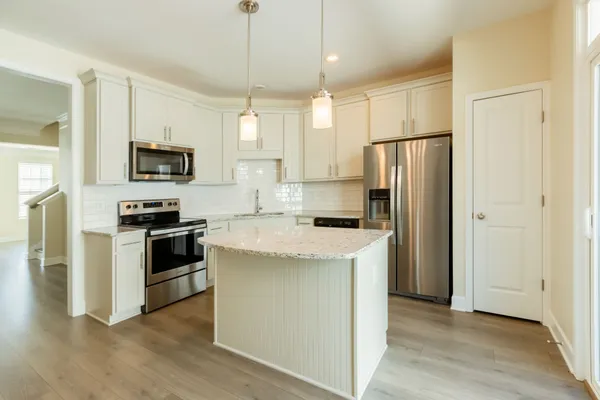 $2,325 | 305 Kara Lane, Nolensville, TN 37135