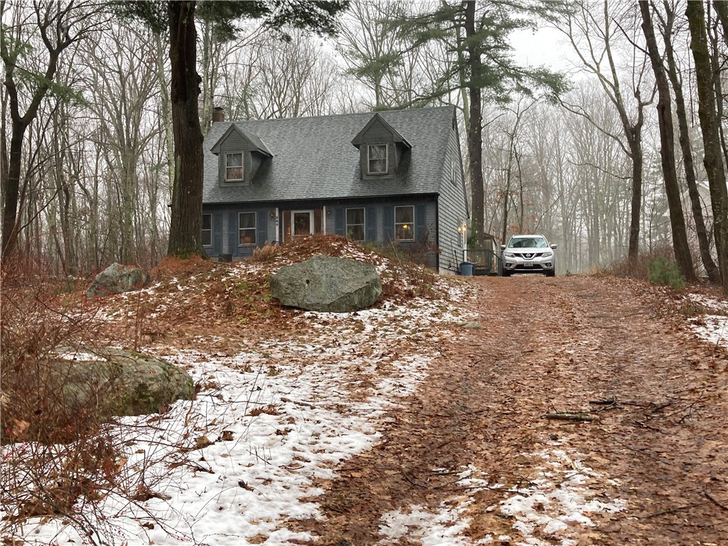 565 Durfee Hill Road Glocester, RI 02814 - Photo 2 of 29