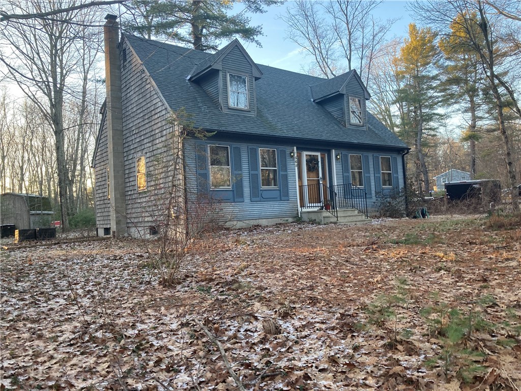 565 Durfee Hill Road Glocester, RI 02814 - Photo 3 of 29